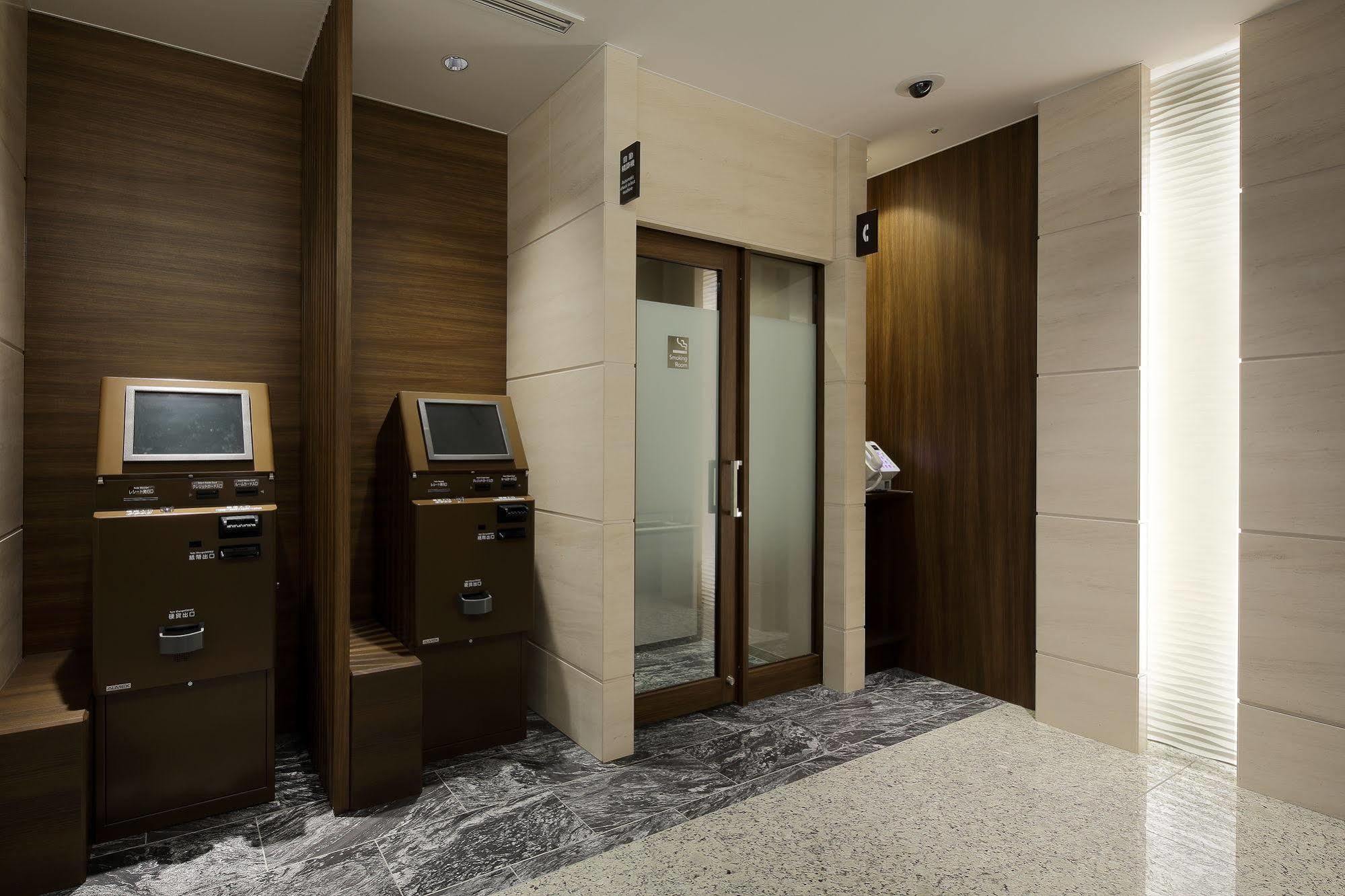 Via Inn Nagoya Shinkansen-Guchi Extérieur photo